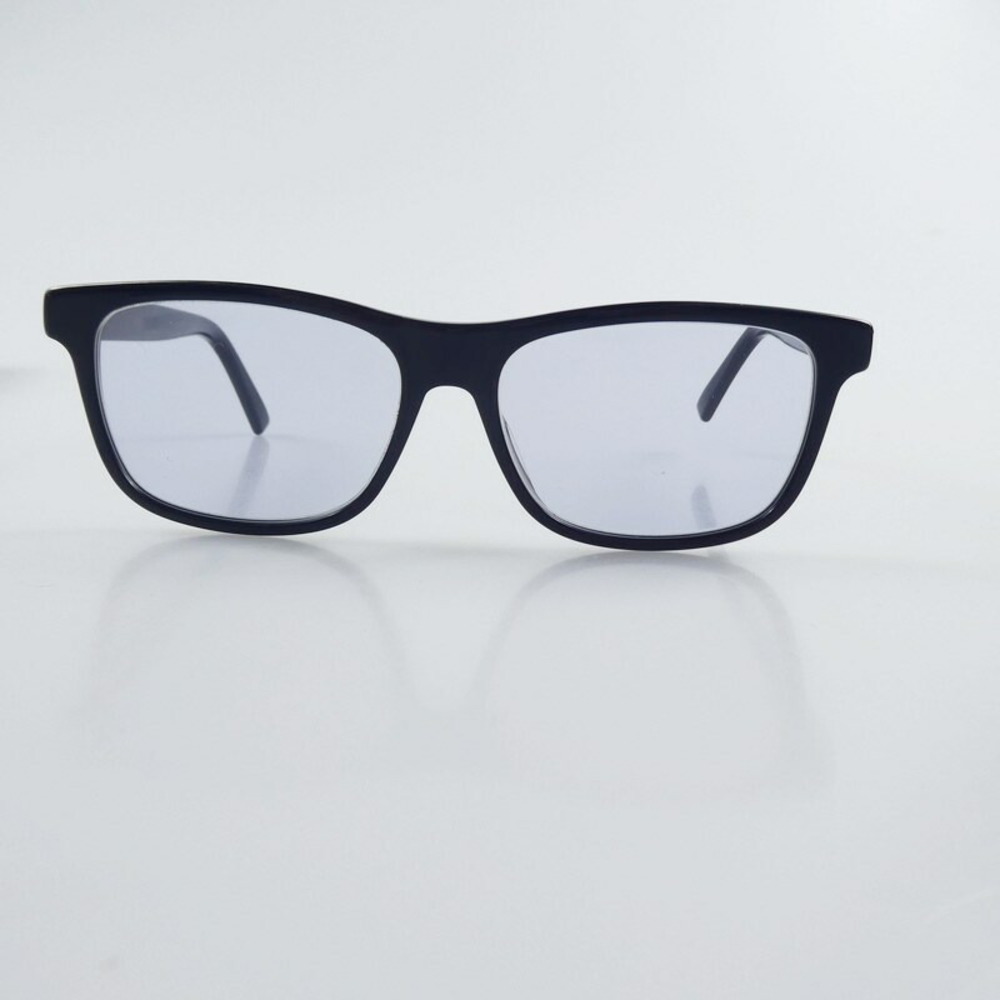 Gucci Rectangular Transparent Sunglasses Black - image 2